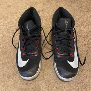 nike men's air max audacity 2016 basketball shoe